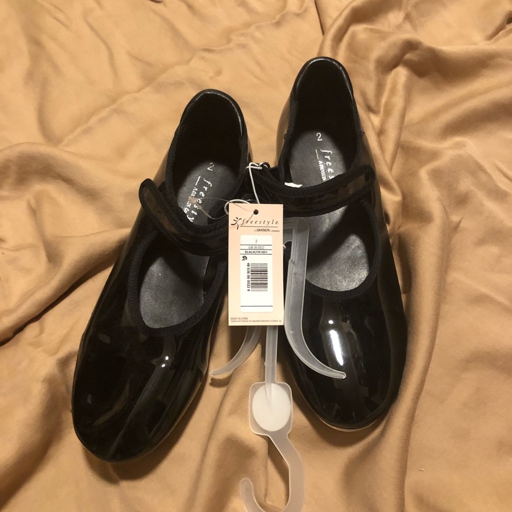 Brand New Black Girls Tap Shoes, Size 2